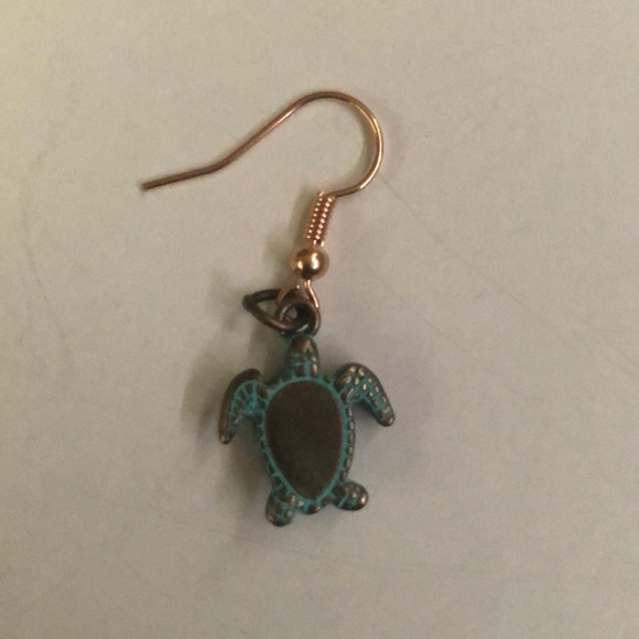 turtle earrings - Picture 2 of 3